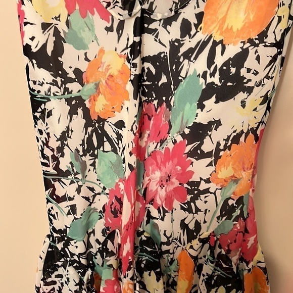 Lauren Ralph Lauren Floral Sleeveless Tiered Ruffle Dress Sz 4 EUC - Picture 5 of 8